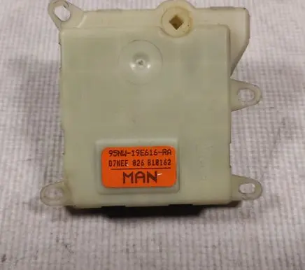 Volkswagen Sharan Heater blower fan relay 95NW19D616RA