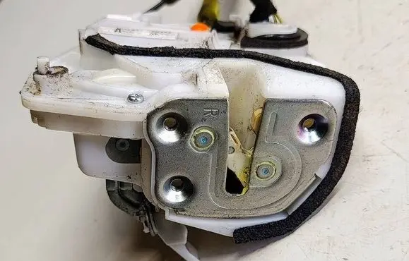Mazda CX-5 Rear door lock AWF3A026548