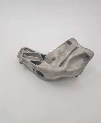 Mercedes-Benz E W212 Engine mount bracket A6542231600