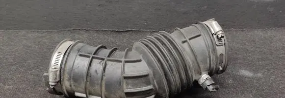 Ford Focus Air intake hose/pipe F1F19R504AA
