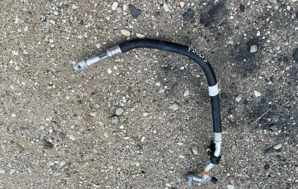 Ford Focus Air conditioning (A/C) pipe/hose JX6119N602MB