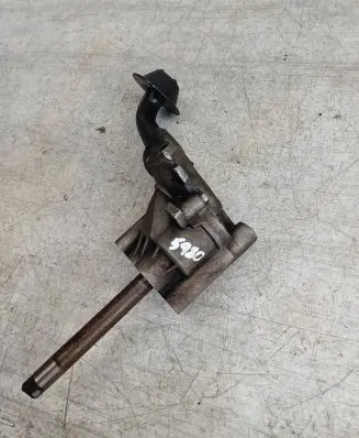 Volkswagen PASSAT B3 Oil pump 049115153B