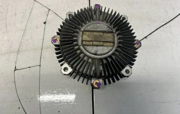 Mitsubishi Pajero Sport I Viscous fan clutch 