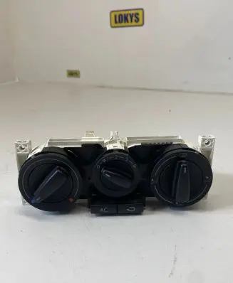 Volkswagen PASSAT B5.5 Climate control unit 1J0820045L 901512040000