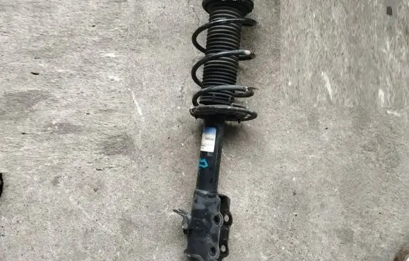 Suzuki Esteem Baleno Front suspension assembly kit set 