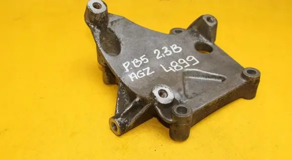 Volkswagen PASSAT B4 A/C compressor mount bracket 