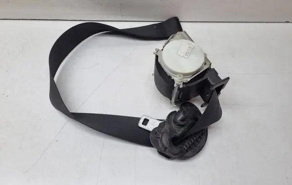 BMW 3 E92 E93 Front seatbelt 34003267