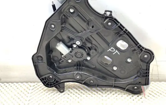 Mazda CX-9 Rear door window regulator with motor TK487297X