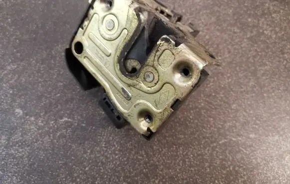 Renault Scenic I Front door lock