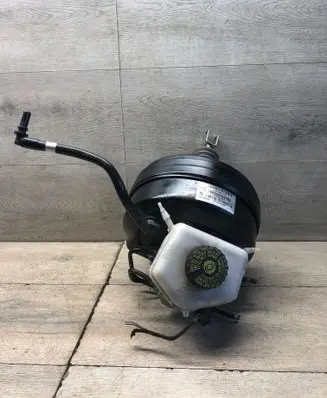 BMW 3 F30 F35 F31 Brake booster 6798422 15B1640B0666 0204259553