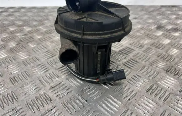 Audi Q7 4M Secondary air pump 079959253G