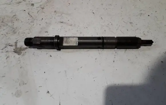Audi A6 S6 C5 4B Fuel injector 059130201D