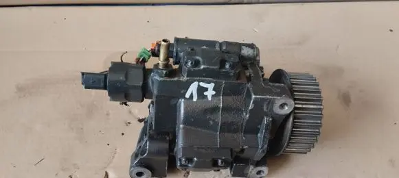 Renault Megane II Fuel injection high pressure pump 8200430599
