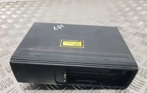 Audi A6 S6 C5 4B CD/DVD changer 4B0035111A