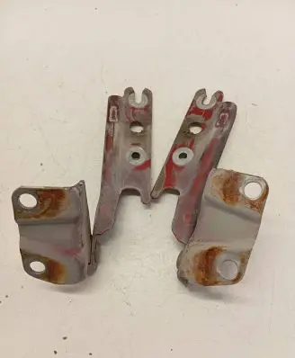 Ford Ranger Engine bonnet/hood hinges