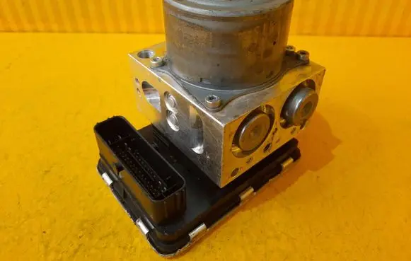 Mercedes-Benz GLC X253 C253 ABS Pump A2539011600