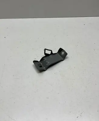 Audi Q5 SQ5 Fender mounting bracket 80a821472