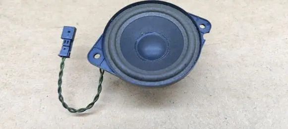 Mercedes-Benz CLK A209 C209 Front door high frequency speaker A2038200402
