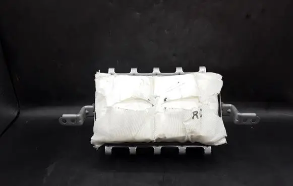Lexus GS 300 350 430 450H Passenger airbag 8214030020
