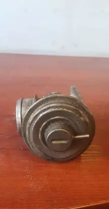 BMW 7 E65 E66 EGR valve 7785452