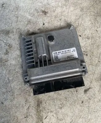 Skoda Karoq Engine control unit/module 04L907445