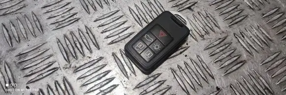 Volvo S60 Ignition key/card 