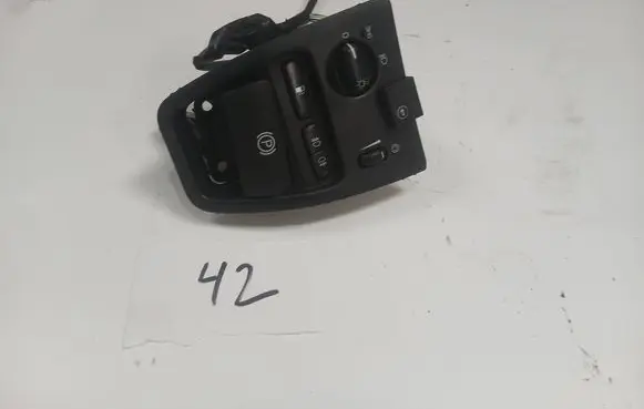Volvo XC90 Light switch 30739318