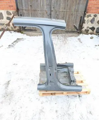 Volvo XC90 Side car body part 