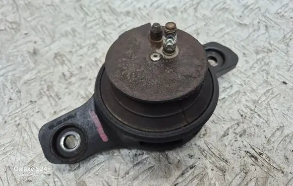Subaru Forester SH Engine mount bracket 41022AG121