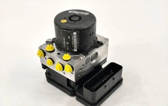 Audi TT TTS Mk2 ABS Pump 8J0614517 10021200154 10096103023