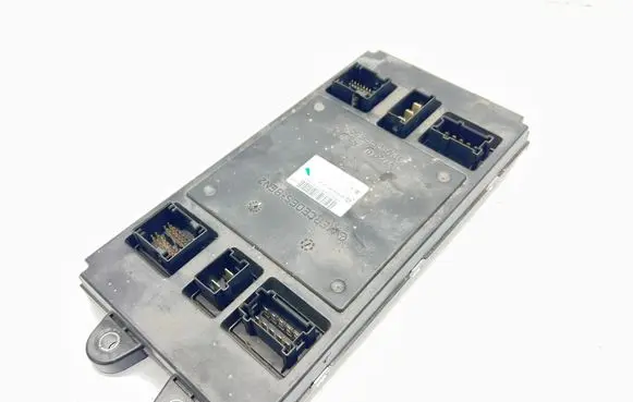 Mercedes-Benz R W251 Fuse box set A1645457932 A1644421300 A1645455732