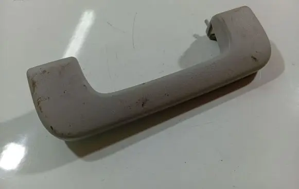 Audi A6 S6 C6 4F Front interior roof grab handle 8P0857607M