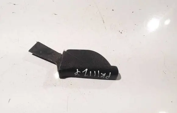 Chevrolet Captiva Seat adjustment knob
