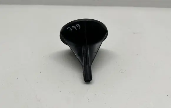 BMW 5 E60 E61 Spare wheel bolt 7137460