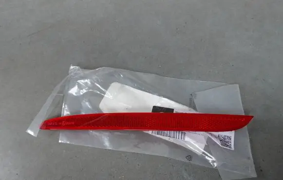 Mercedes-Benz GLE W167 Rear tail light reflector A0998208700