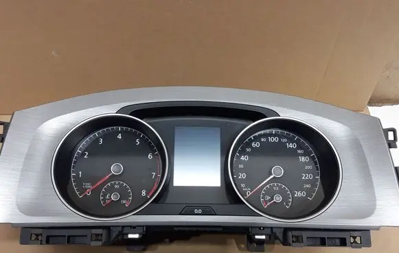 Speedometer (instrument cluster)
