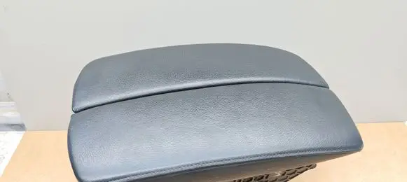 BMW X5 E70 Armrest 9115084