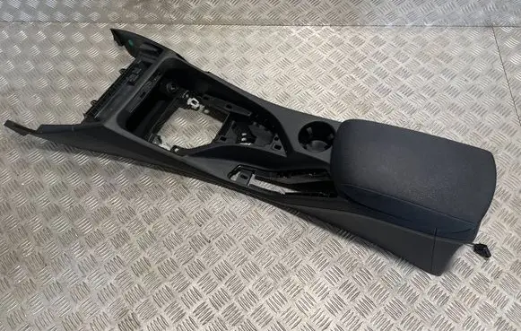 BMW X1 E84 Center console 