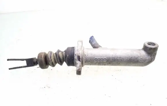 Audi A6 S6 C4 4A Clutch master cylinder 4A1721401