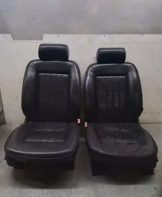Seat set