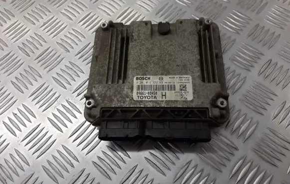 Toyota Yaris Engine control unit/module ECU 89661-0D450