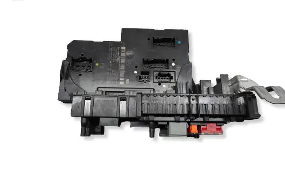 Mercedes-Benz E W212 Comfort/convenience module 2129000004 2125452832 5DK00962057