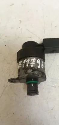 Mercedes-Benz E W211 Fuel pressure sensor A6460740084 6460740084