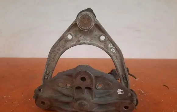 Audi Q7 4L Front control arm 7L0412391