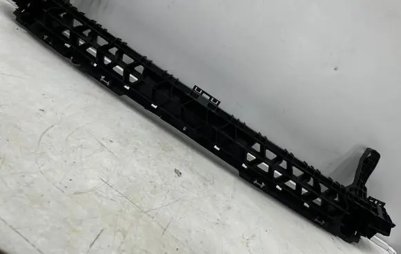 Volkswagen Multivan T6 Front bumper support beam 7E0807699A
