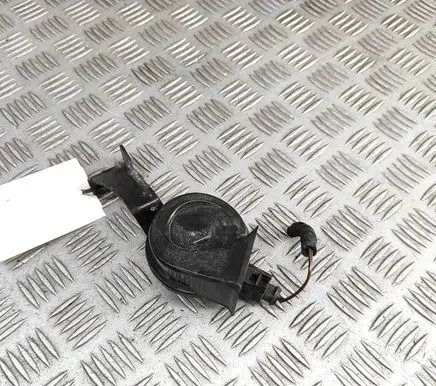 Audi A6 S6 C7 4G Horn signal 4G0951210C 4G0951230A