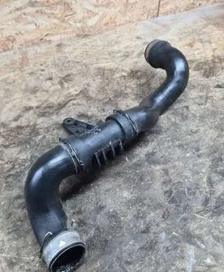 Mercedes-Benz C W203 Intercooler hose/pipe A2035200095 ZGS008 A2035281582