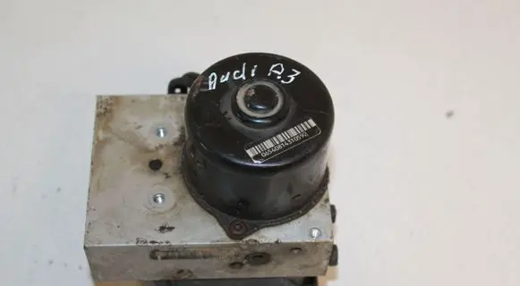 Audi A3 S3 8L ABS Pump 1J0907379