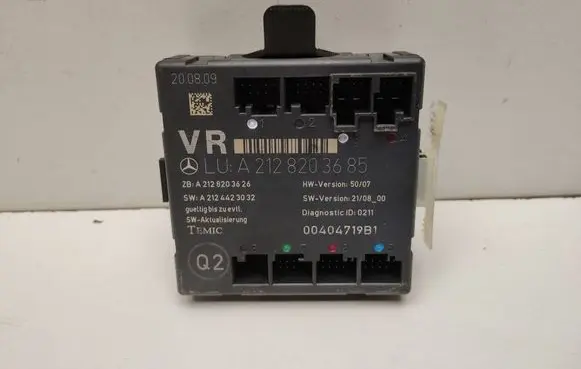 Mercedes-Benz C W204 Door control unit/module A2128203685