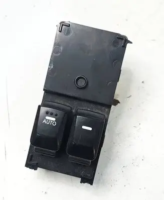KIA Rio Electric window control switch 935701W000